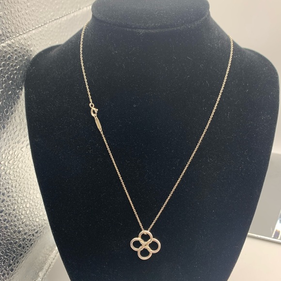 Tiffany & Co. Jewelry - Authentic Tiffany & Co Quadrifoglio Pendant/Chain - Small